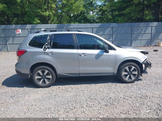 JF2SJABC0JH516141 Subaru Forester 2.5i