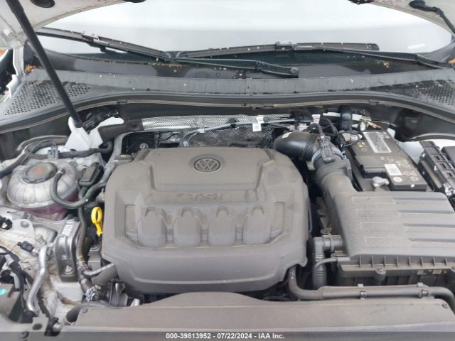 3VVCB7AX6PM053208 Volkswagen Tiguan 2.0t Se R-line Black