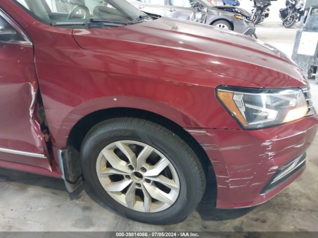 1VWAT7A31GC046276 Volkswagen Passat 1.8t S