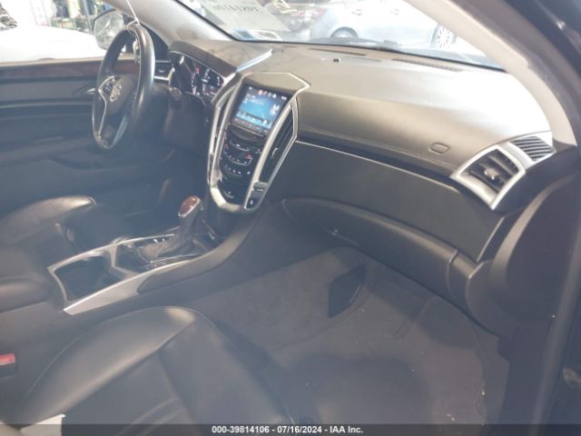 3GYFNEE38GS585953 Cadillac Srx Luxury Collection
