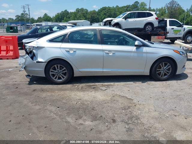 Hyundai SONATA SE 2015 5NPE24AF7FH156221 Image 13