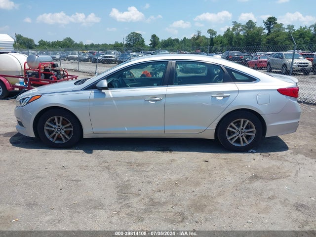 Hyundai SONATA SE 2015 5NPE24AF7FH156221 Image 14