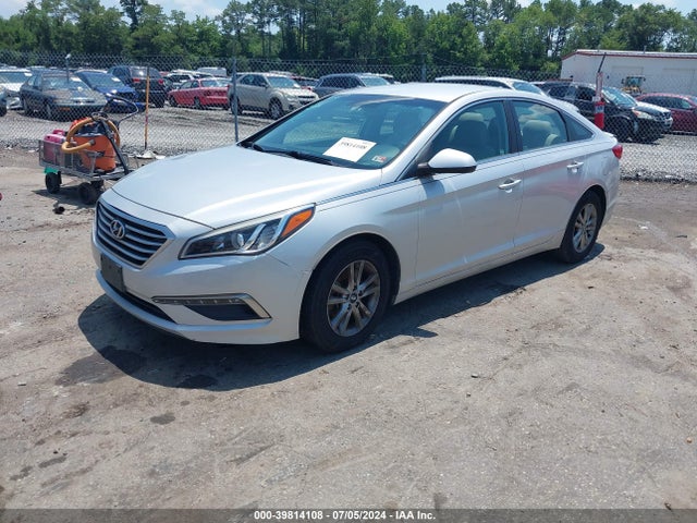 Hyundai SONATA SE 2015 5NPE24AF7FH156221 Image 2