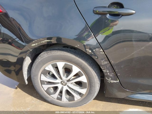 JTDEAMDE1MJ009418 Toyota Corolla Hybrid Le
