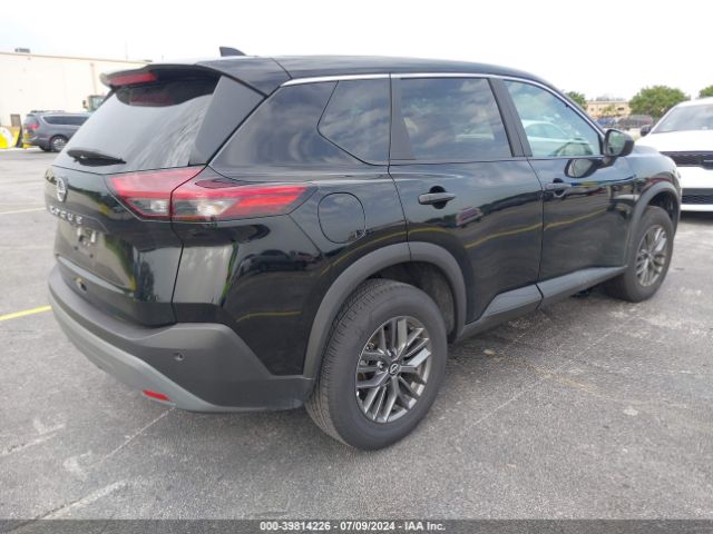 5N1BT3AA5PC899841 Nissan Rogue S Fwd