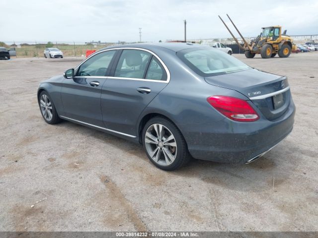 55SWF4JB8FU055966 Mercedes-Benz C 300 Luxury/sport
