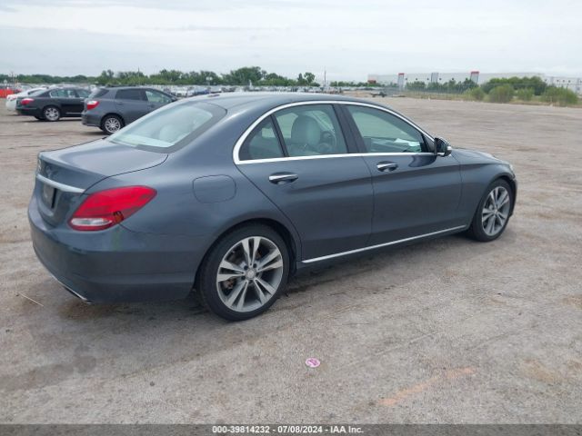 55SWF4JB8FU055966 Mercedes-Benz C 300 Luxury/sport