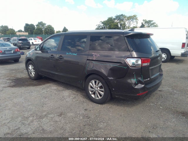 KIA SEDONA LX 2016 KNDMB5C1XG6190877 Image 3