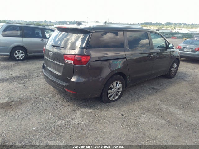 KIA SEDONA LX 2016 KNDMB5C1XG6190877 Image 4