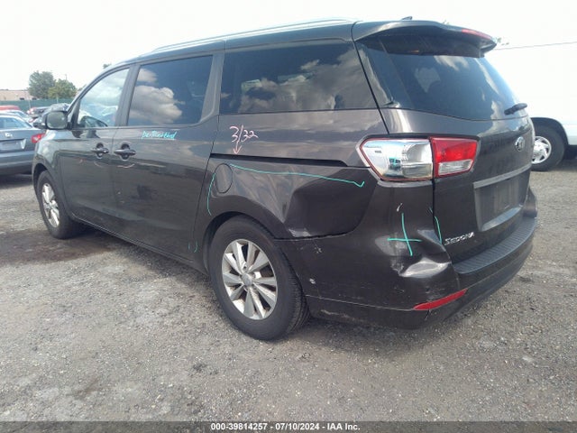KIA SEDONA LX 2016 KNDMB5C1XG6190877 Image 6