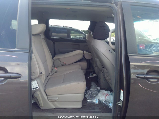 KIA SEDONA LX 2016 KNDMB5C1XG6190877 Image 8