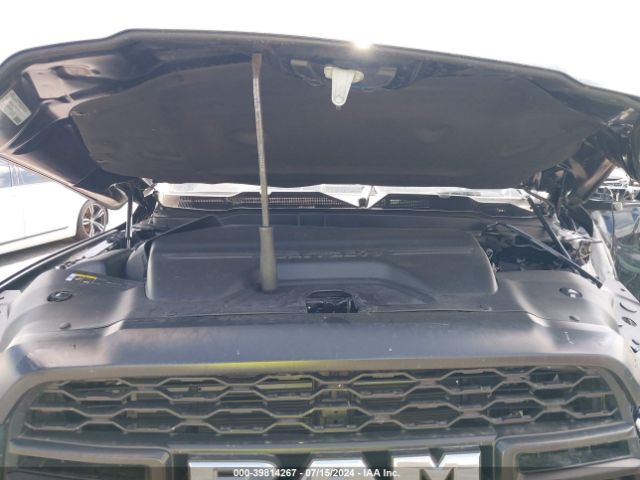 3C6UR5HL3LG274982 RAM 2500 Tradesman  4x4 8' Box