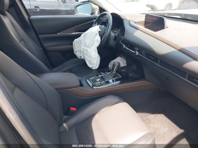 3MVDMADM5MM225573 Mazda Cx-30 Premium