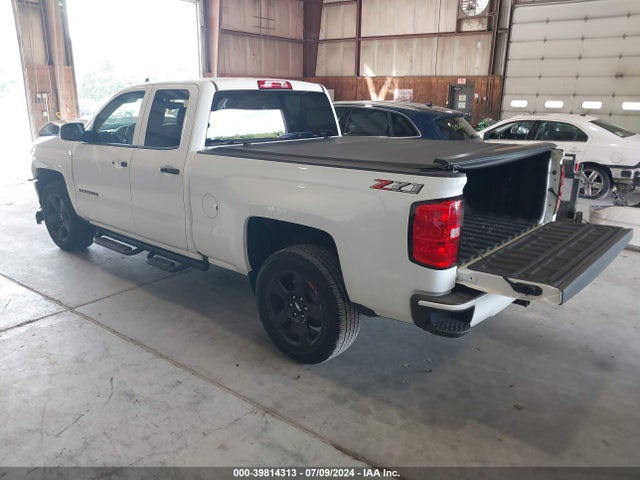 1GCVKREC7JZ265275 Chevrolet Silverado 1500 2lt