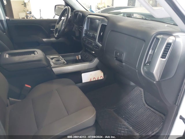 1GCVKREC7JZ265275 Chevrolet Silverado 1500 2lt