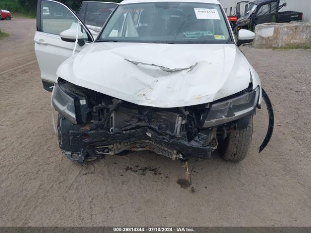 3VV2B7AX9JM144931 Volkswagen Tiguan 2.0t Se/2.0t Sel