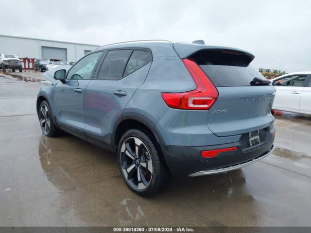 YV4AC2HK8L2272136 Volvo Xc40 T4 Momentum