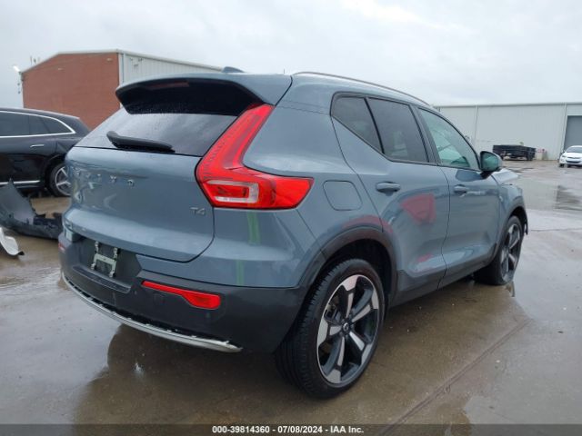YV4AC2HK8L2272136 Volvo Xc40 T4 Momentum