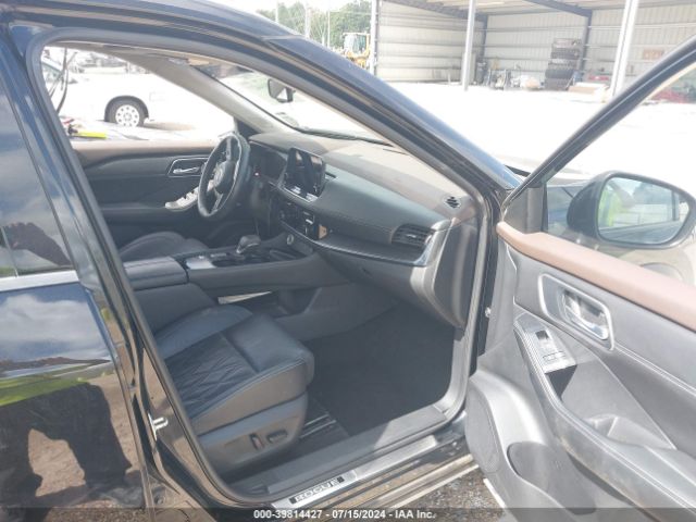 JN8AT3DC5MW103245 Nissan Rogue Platinum Fwd