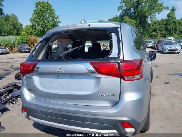 JA4AD2A35HZ027189 Mitsubishi Outlander Es