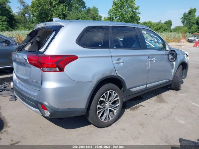 JA4AD2A35HZ027189 Mitsubishi Outlander Es