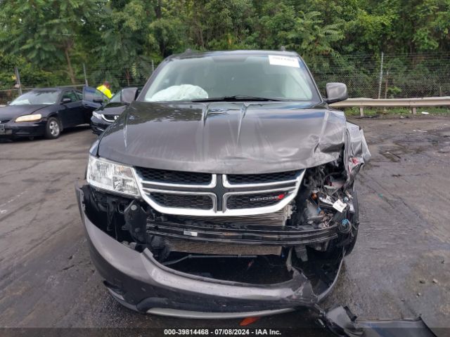 3C4PDCBBXJT158112 Dodge Journey Sxt