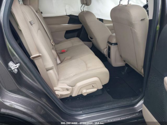 3C4PDCBBXJT158112 Dodge Journey Sxt