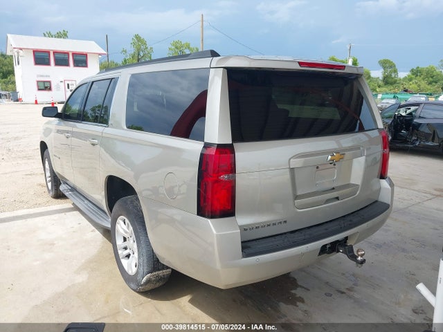 Chevrolet Suburban 1500 Lt 2015 1GNSCJKC8FR581997 Image 3