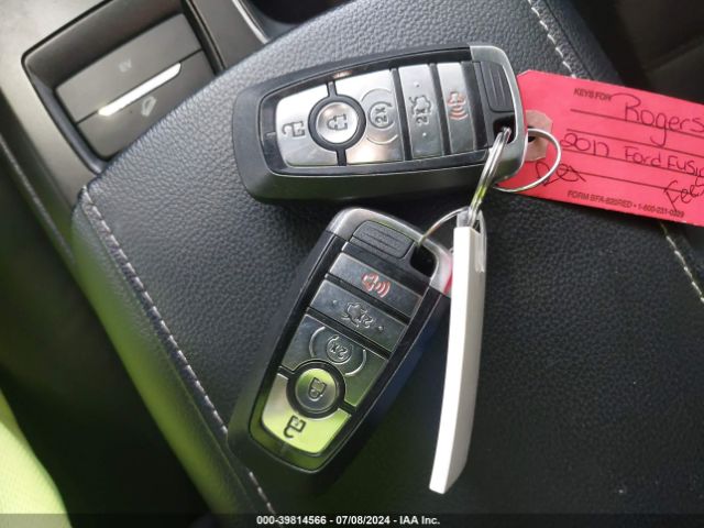 3FA6P0PU5HR240662 Ford Fusion Energi Se Luxury