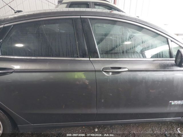 3FA6P0PU5HR240662 Ford Fusion Energi Se Luxury