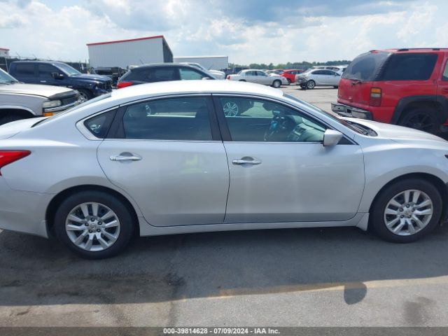1N4AL3AP3GN318349 Nissan Altima 2.5 S