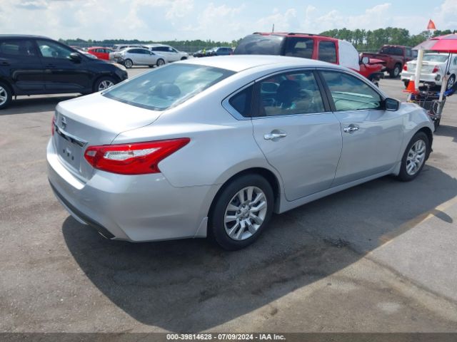 1N4AL3AP3GN318349 Nissan Altima 2.5 S