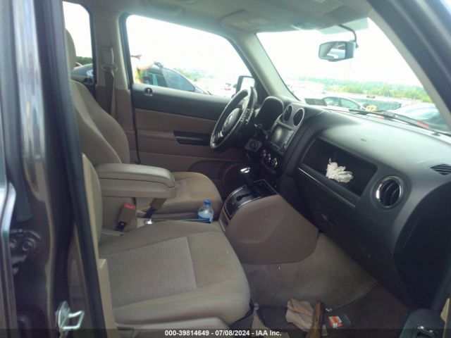 1C4NJRFB2GD595548 Jeep Patriot Latitude
