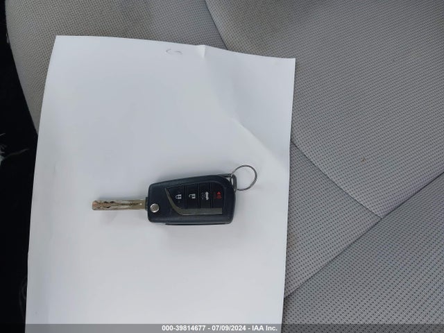Toyota COROLLA LE 2020 5YFEPRAE4LP049180 Image 11