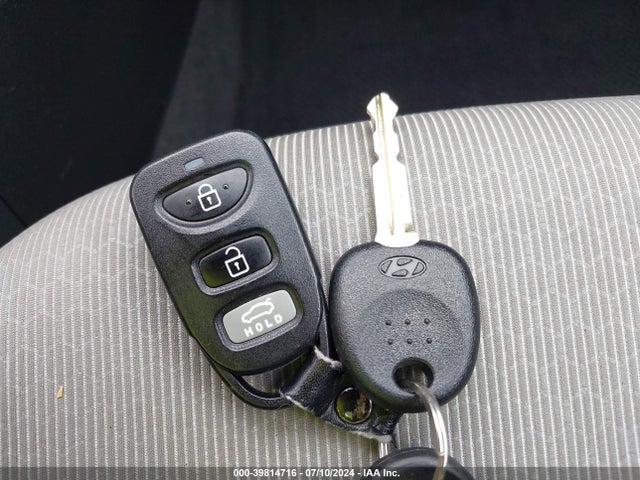 Hyundai ELANTRA SE 2017 KMHD74LFXHU400538 Image 11