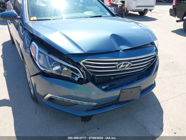 Hyundai SONATA SE 2015 5NPE24AF0FH187617 Image 18