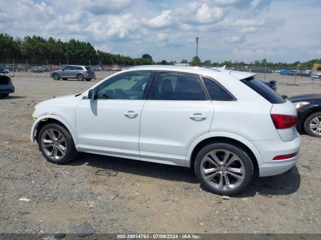 WA1JCCFS3HR002879 Audi Q3 2.0t Premium
