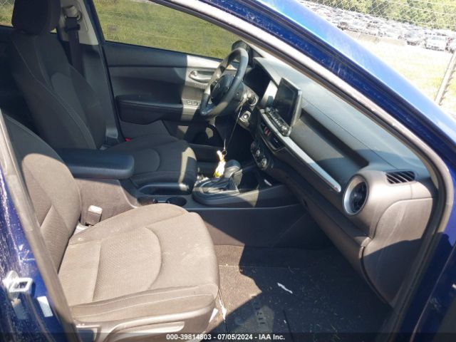 3KPF24AD8ME309418 KIA Forte Lxs