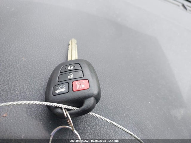 Toyota Corolla Le Plus 2014 2T1BURHE5EC090759 Image 11