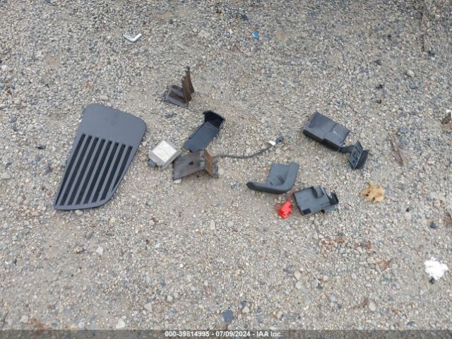 1GKS2HKC2FR551757 GMC Yukon Xl 1500 Slt