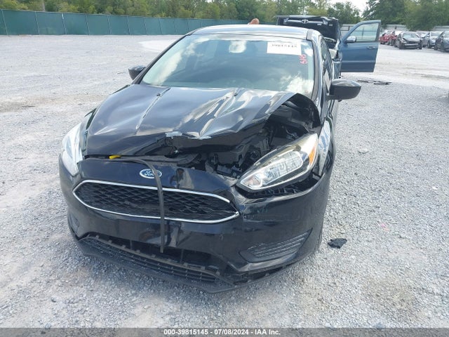 Ford FOCUS SE 2018 1FADP3F29JL297475 Image 6