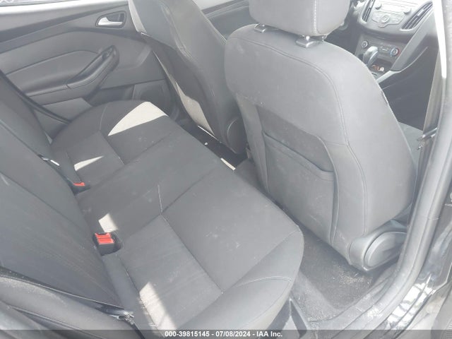 Ford FOCUS SE 2018 1FADP3F29JL297475 Image 8
