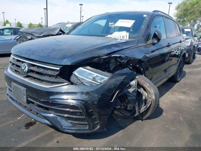 3VVCB7AX7NM033949 Volkswagen Tiguan 2.0t Se R-line Black