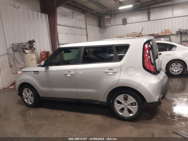 KNDJN2A22G7850456 KIA Soul