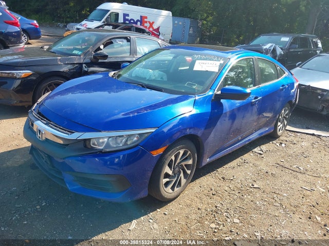 Honda CIVIC EX 2018 2HGFC2F73JH561681 Image 2
