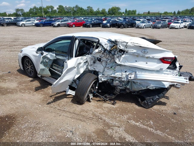Toyota CAMRY SE 2024 4T1G11BKXRU128909 Image 3