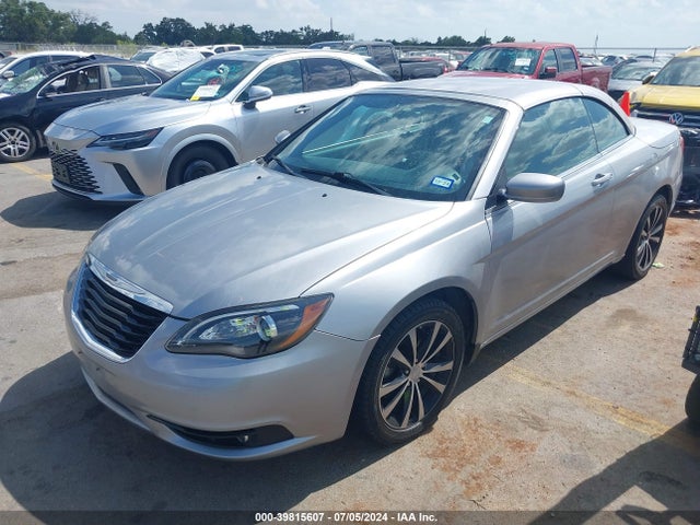 1C3BCBGG3EN135230 Chrysler 200 S