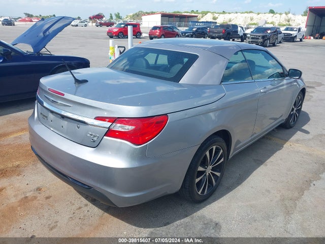 1C3BCBGG3EN135230 Chrysler 200 S