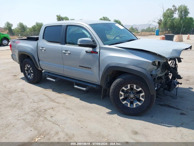 Toyota Tacoma Trd Off Road 2018 3TMCZ5AN1JM170750 main image