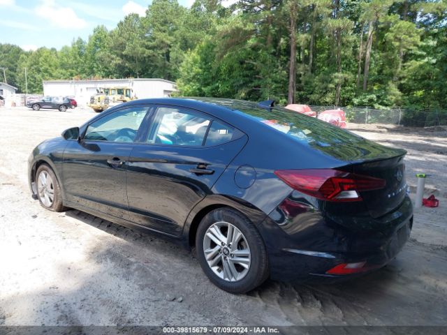 2019 HYUNDAI ELANTRA 5NPD84LF4KH427947 Photo 2